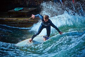 Hotel Adria München