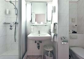 Hotel Adria München