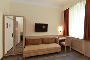 Hotel Adria München