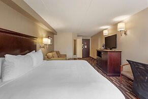 Best Western Plus Orillia Hotel