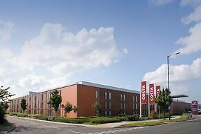 Premier Inn London Heathrow Airport T2 & T3 - Bath Road