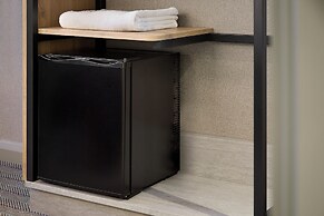 Premier Inn London Heathrow Airport T2 & T3 - Bath Road