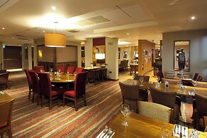 Premier Inn London Heathrow Airport T2 & T3 - Bath Road