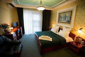 Bucharest Comfort Suites
