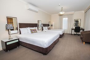 Best Western Plus Hovell Tree Inn