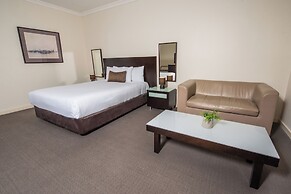 Best Western Plus Hovell Tree Inn