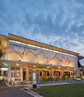 Best Western Plus Hovell Tree Inn