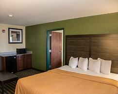 Quality Inn & Suites Loves Park near Rockford