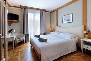 Iseolago Hotel