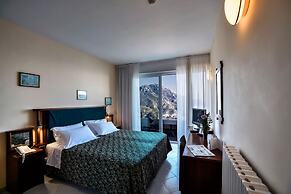 Hotel Graal