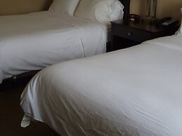 Holiday Inn Express Hotels and Suites Dayton North Tipp City by IHG