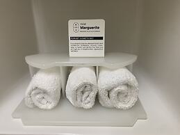 Hotel Marguerite Anaheim/Garden Grove, Trademark Collection by Wyndham