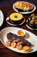 Embassy Suites by Hilton Niagara Falls Fallsview