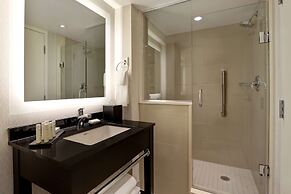 Embassy Suites by Hilton Niagara Falls Fallsview