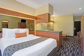 Microtel Inn & Suites by Wyndham Bushnell