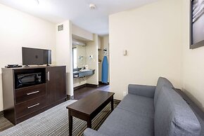 Super 8 by Wyndham Truro NS