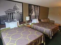 Super 8 by Wyndham Ava