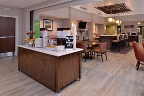 Hampton Inn & Suites Ann Arbor West