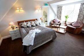 French Horn Hotel