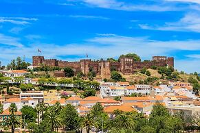 Hotel Colina Dos Mouros