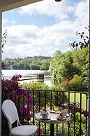 Brindos, Lac & Château