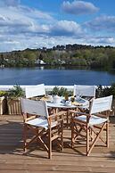 Brindos, Lac & Château