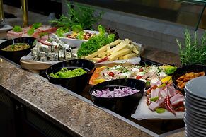 Ensana Grand Margaret Island