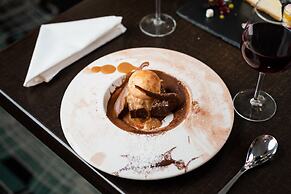 Holiday Inn Newcastle Jesmond by IHG