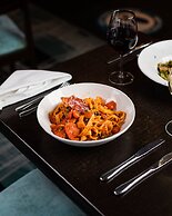 Holiday Inn Newcastle Jesmond by IHG