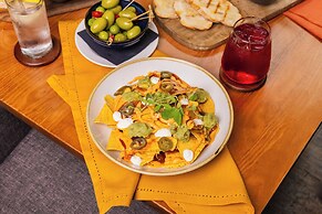 Holiday Inn Newcastle Jesmond by IHG