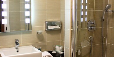 Holiday Inn Newcastle Jesmond by IHG