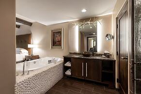 El Monte Sagrado Living Resort & Spa
