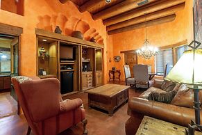 El Monte Sagrado Living Resort & Spa