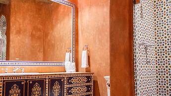 El Monte Sagrado Living Resort & Spa