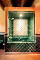 El Monte Sagrado Living Resort & Spa