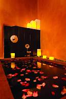 El Monte Sagrado Living Resort & Spa