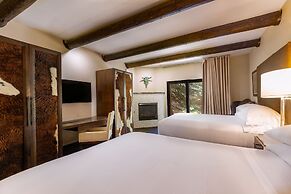 El Monte Sagrado Living Resort & Spa