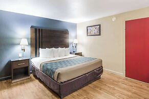 Econolodge Inn & Suites