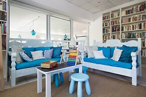 Daphne's Club Hotel Apartments