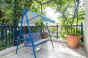 Daphne's Club Hotel Apartments