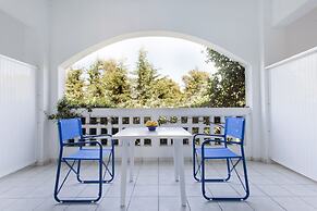 Daphne's Club Hotel Apartments