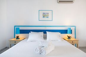 Daphne's Club Hotel Apartments