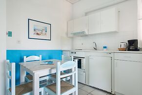 Daphne's Club Hotel Apartments