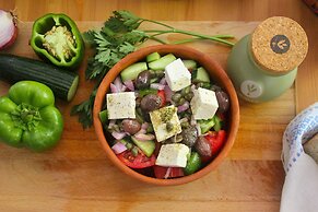 Daphne's Club Hotel Apartments