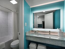 Grande Cayman Resort