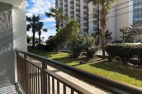Grande Cayman Resort