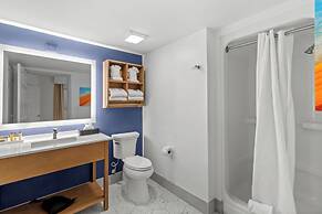Caribbean Resort & Villas