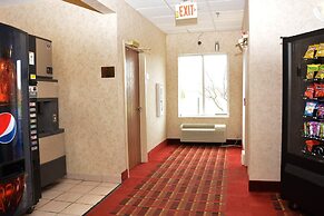 Super 8 by Wyndham Corydon