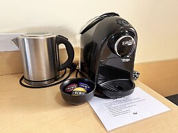 Stay at Alice Springs Hotel