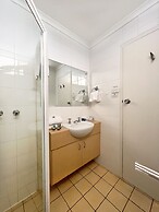 Stay at Alice Springs Hotel